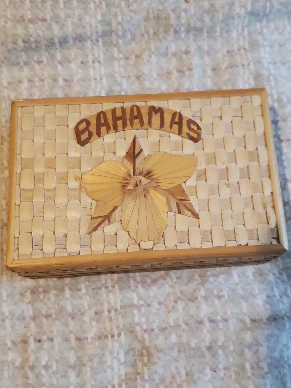 Vintage Bahamas Souvenir Wood Weave Bamboo Reed Trinket Box Velvet Lined 